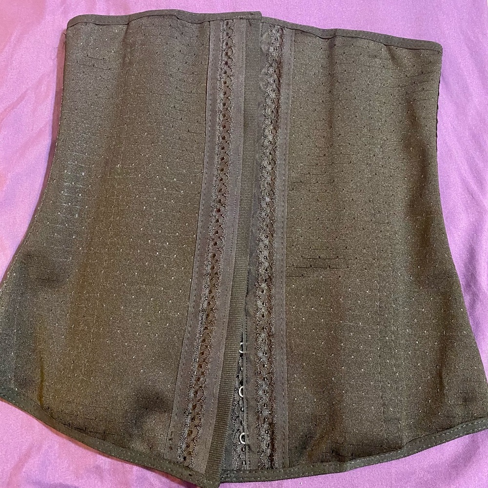 Waist Trainer - image 3
